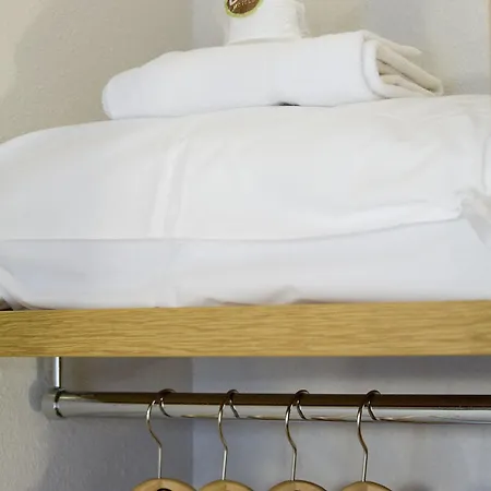 B&B Hotel Le Mans Nord 1 Hotell Saint-Saturnin (Sarthe)