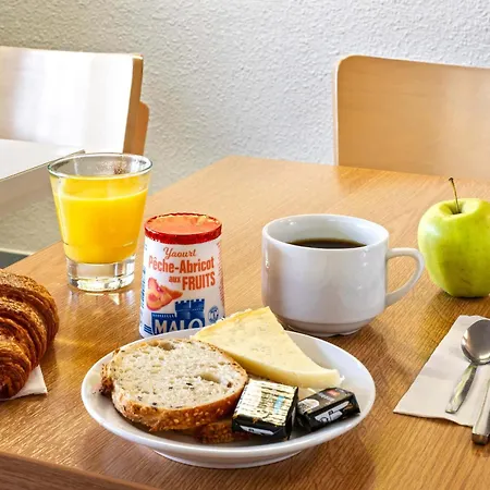 B&B Hotel Le Mans Nord 1 Hotell