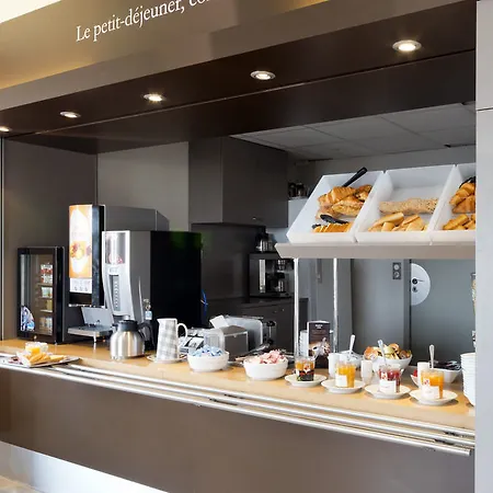 B&B Hotel Le Mans Nord 1 Hotell